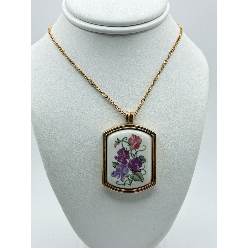 AVON Floral Tile Ceramic Gold Tone Pendant and Chain Vintage Signed